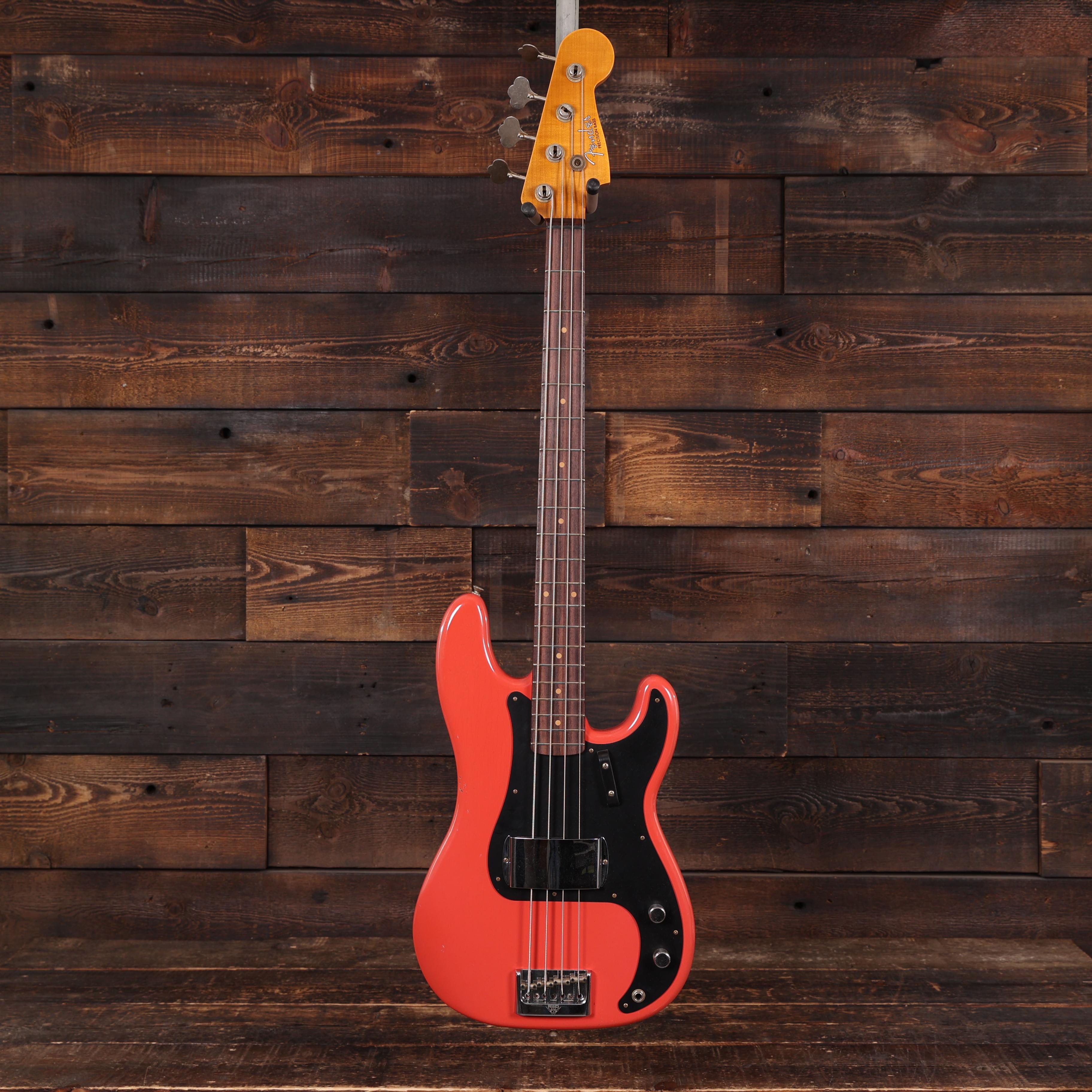 Fender Custom Shop 60's Precision Bass Journeyman Relic in Faded